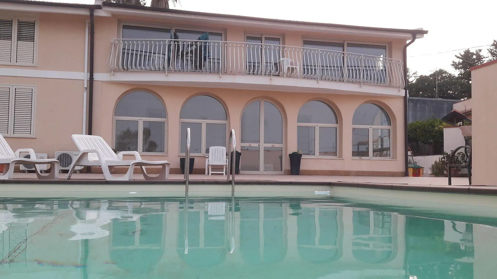 Isola Del Sole Apartment Syracuse 0*,